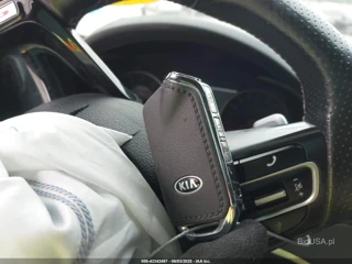 KIA KIA STINGER GT1