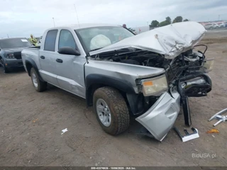 DODGE DODGE DAKOTA SLT