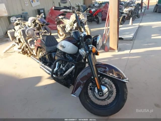 HARLEY-DAVIDSON HARLEY-DAVIDSON FLHCS