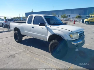 TOYOTA TOYOTA TACOMA