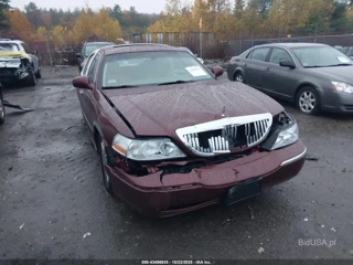 LINCOLN LINCOLN TOWN CAR ULTIMATE