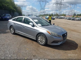 HYUNDAI HYUNDAI SONATA HYBRID SE