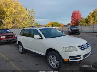 VOLKSWAGEN VOLKSWAGEN TOUAREG V8