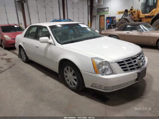 CADILLAC CADILLAC DTS STANDARD