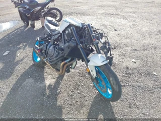 YAMAHA YAMAHA MTN690