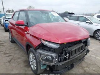 HYUNDAI HYUNDAI VENUE SE