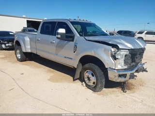 FORD FORD F-350 LARIAT