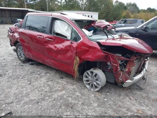 TOYOTA TOYOTA SIENNA XLE