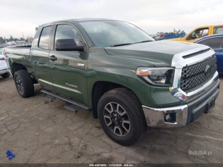TOYOTA TOYOTA TUNDRA SR5