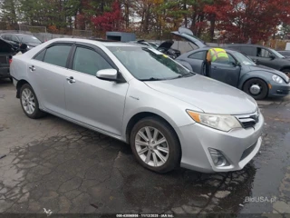 TOYOTA TOYOTA CAMRY HYBRID XLE