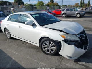 TOYOTA TOYOTA AVALON
