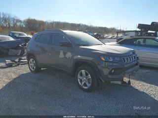 JEEP JEEP COMPASS LATITUDE 4X4