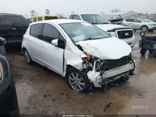 TOYOTA TOYOTA YARIS LE