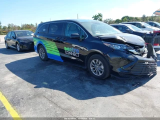 TOYOTA TOYOTA SIENNA LE