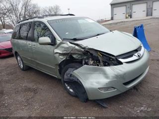 TOYOTA TOYOTA SIENNA LIMITED