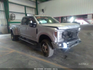 FORD FORD F-350 LARIAT