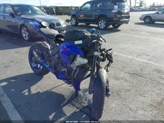 YAMAHA YAMAHA YZFR1