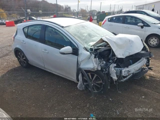 TOYOTA TOYOTA PRIUS C TWO