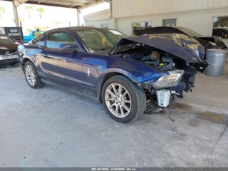 FORD FORD MUSTANG V6 PREMIUM