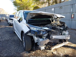 TOYOTA TOYOTA SIENNA XLE