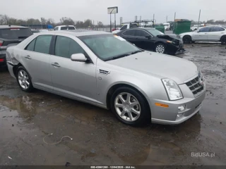 CADILLAC CADILLAC STS V8