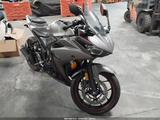 YAMAHA YAMAHA YZFR3