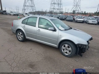 VOLKSWAGEN VOLKSWAGEN JETTA GLS 2.0L