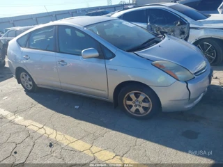 TOYOTA TOYOTA PRIUS
