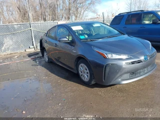 TOYOTA TOYOTA PRIUS LE