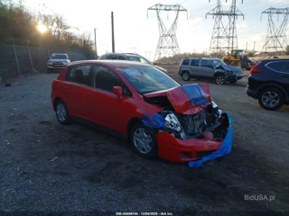 NISSAN NISSAN VERSA 1.8S