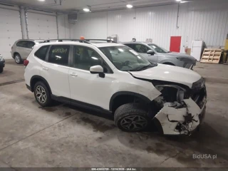 SUBARU SUBARU FORESTER PREMIUM