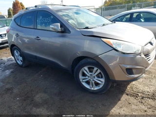 HYUNDAI HYUNDAI TUCSON GLS