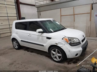 KIA KIA SOUL +