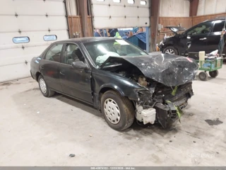 TOYOTA TOYOTA CAMRY LE