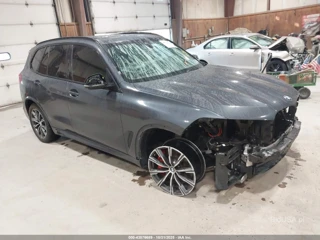 BMW X5 M50I