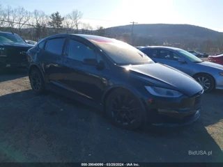 TESLA TESLA MODEL X DUAL MOTOR ALL-WHEEL DRIVE/STANDARD RANGE