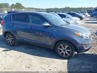 KIA KIA SPORTAGE LX