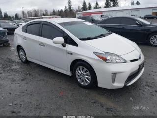 TOYOTA TOYOTA PRIUS PLUG-IN