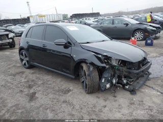 VOLKSWAGEN VOLKSWAGEN GOLF R 4-DOOR