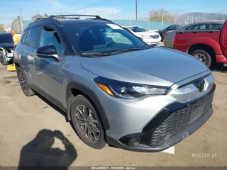 TOYOTA TOYOTA COROLLA CROSS HYBRID SE