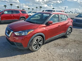 NISSAN KICKS S