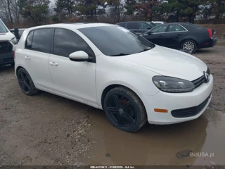VOLKSWAGEN VOLKSWAGEN GOLF 4-DOOR
