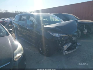 TOYOTA TOYOTA SIENNA XSE