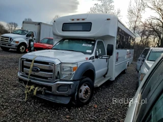 FORD F550 SUPER DUTY
