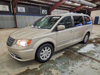 CHRYSLER TOWN & COUNTRY TOURING