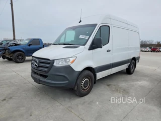 MERCEDES-BENZ SPRINTER 2500
