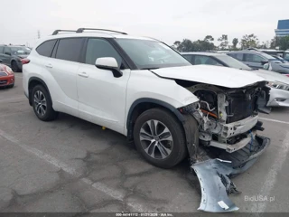TOYOTA TOYOTA HIGHLANDER XLE