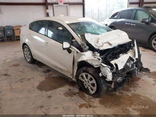 KIA KIA RIO LX