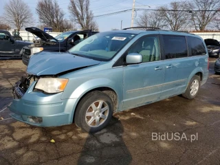 CHRYSLER TOWN & COUNTRY TOURING