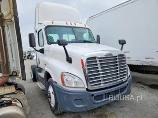 FREIGHTLINER CASCADIA 1